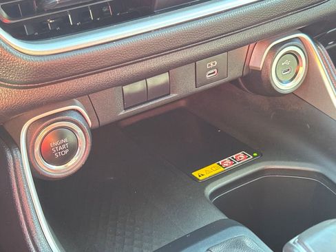 Used 2024 Toyota Grand Highlander XLE image 25