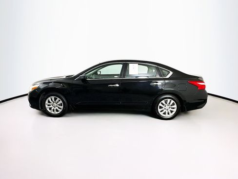 Used 2017 Nissan Altima 2.5 S w/ Power Driver Seat Package FWD image 4