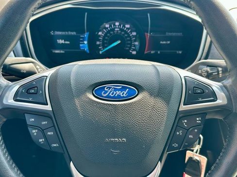 Used 2016 Ford Fusion SE w/ Equipment Group 202A image 15