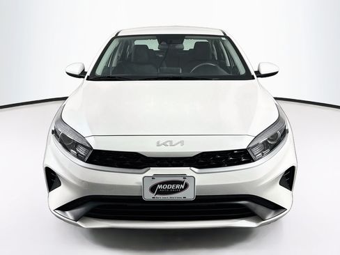 Used 2023 Kia Forte LXS FWD image 7