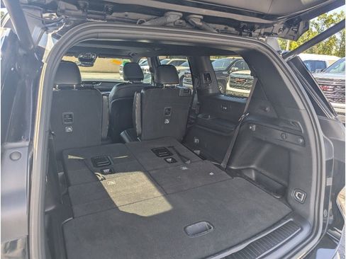 Used 2023 Jeep Grand Cherokee L Laredo AWD/4WD image 11