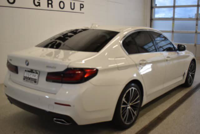 Used 2023 BMW 530i xDrive w/ Premium Package AWD/4WD image 4