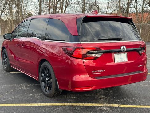 Certified 2024 Honda Odyssey Sport image 7