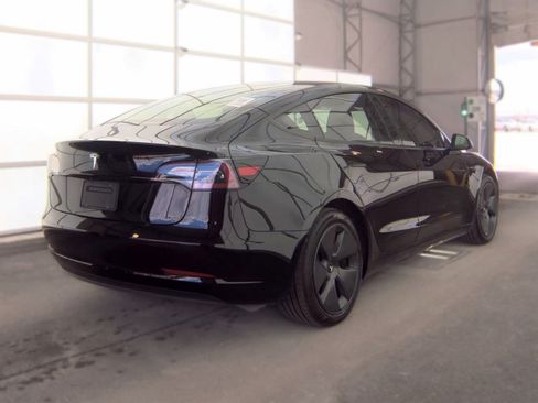 Used 2023 Tesla Model 3 Standard Range RWD image 4