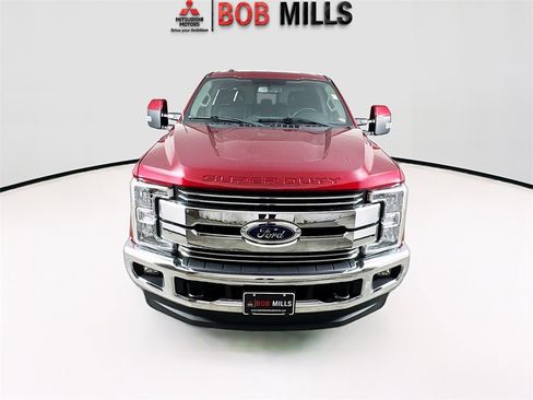 Used 2018 Ford F250 Lariat w/ Lariat Value Package image 2