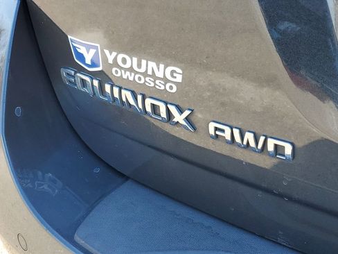 Used 2017 Chevrolet Equinox Premier w/ Enhanced Convenience Package image 29