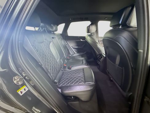 Used 2018 Audi SQ5 Prestige w/ Prestige Package AWD/4WD image 27