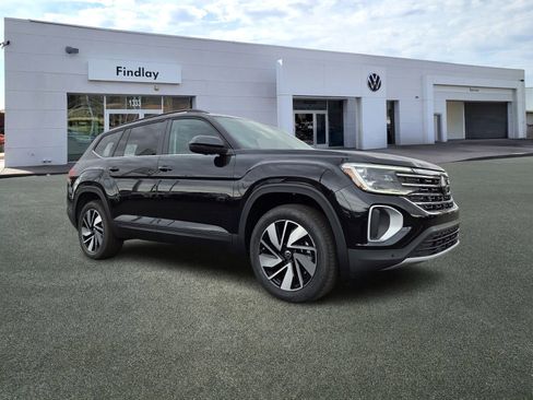 New 2026 Volkswagen Atlas SE FWD image 2