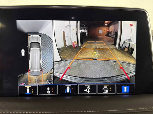 Used 2022 GMC Yukon XL SLT w/ SLT Luxury Package image 66