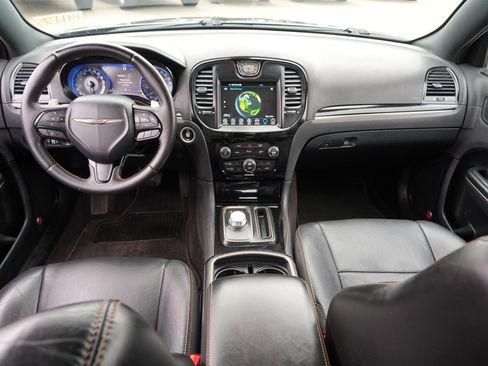 Used 2017 Chrysler 300 S w/ 300S Premium Group 2 w/2_L image 28