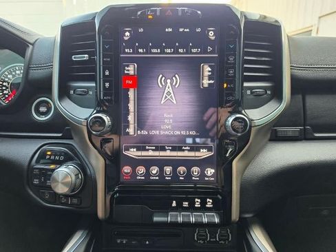 Used 2019 RAM 1500 Laramie AWD/4WD image 21