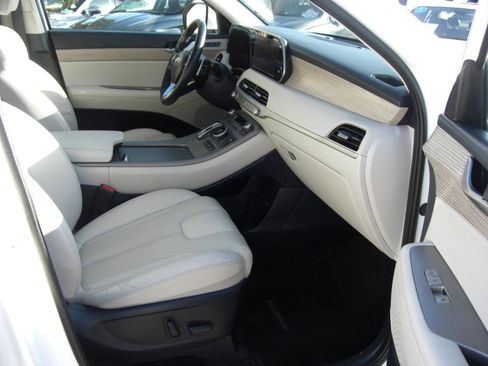 Used 2022 Hyundai Palisade SEL w/ 8P Bench Seat Package FWD image 20
