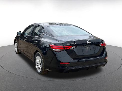 Used 2025 Nissan Sentra S image 12