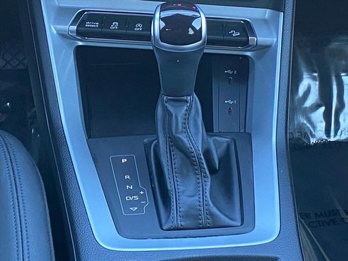 Used 2023 Audi Q3 2.0T Premium image 10