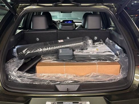 New 2026 Lexus UX 300h AWD image 9