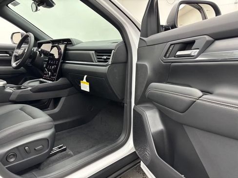 New 2026 GMC Terrain Elevation w/ Elevation Premium Package FWD image 34