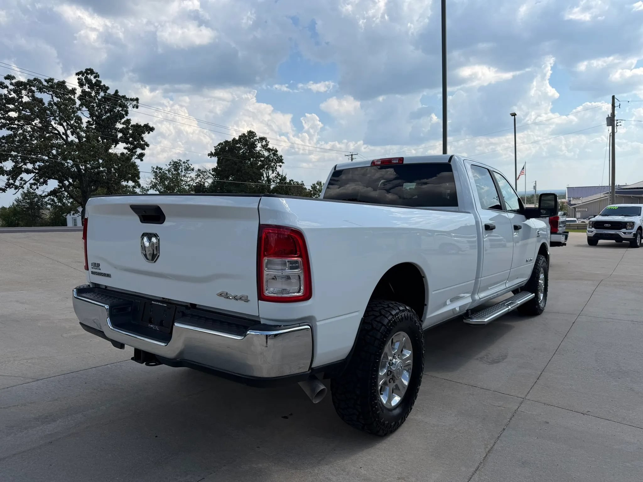 Used 2024 RAM 2500 Big Horn AWD/4WD image 9