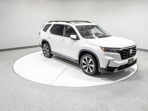 Used 2023 Honda Pilot Elite image 34