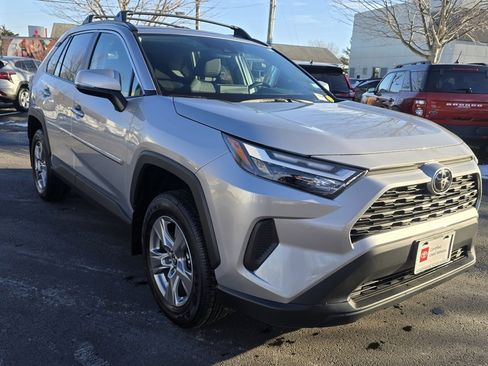 Certified 2025 Toyota RAV4 XLE image 10