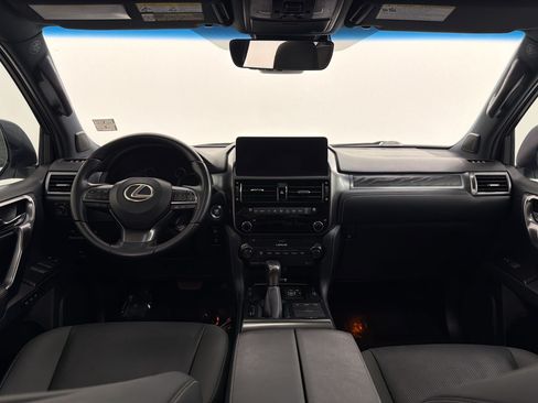 Certified 2022 Lexus GX 460 w/ Black Line Special Edition AWD/4WD image 15