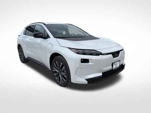 New 2026 Subaru Solterra AWD/4WD image 10