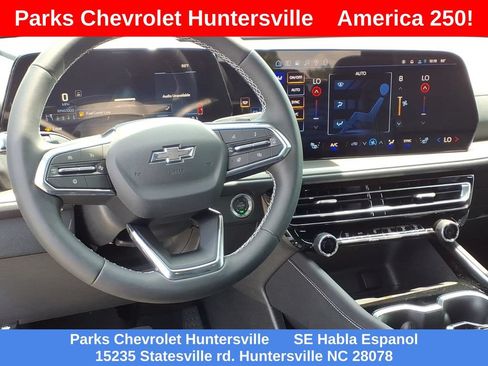 New 2026 Chevrolet Traverse LT w/ Midnight/Sport Edition FWD image 5