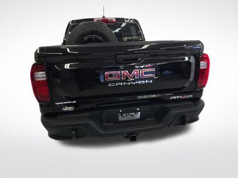 New 2024 GMC Canyon AT4X w/ AT4X AEV Edition AWD/4WD image 8