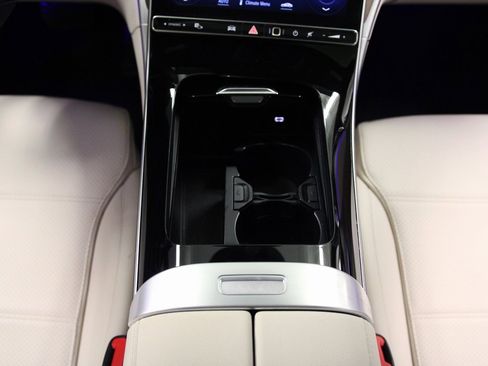 Certified 2023 Mercedes-Benz C 300 4MATIC Sedan image 16