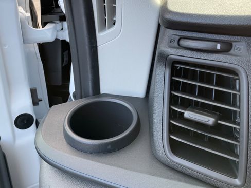 New 2026 Ford Transit 250 148 Medium Roof w/ Load Area Protection Package image 13