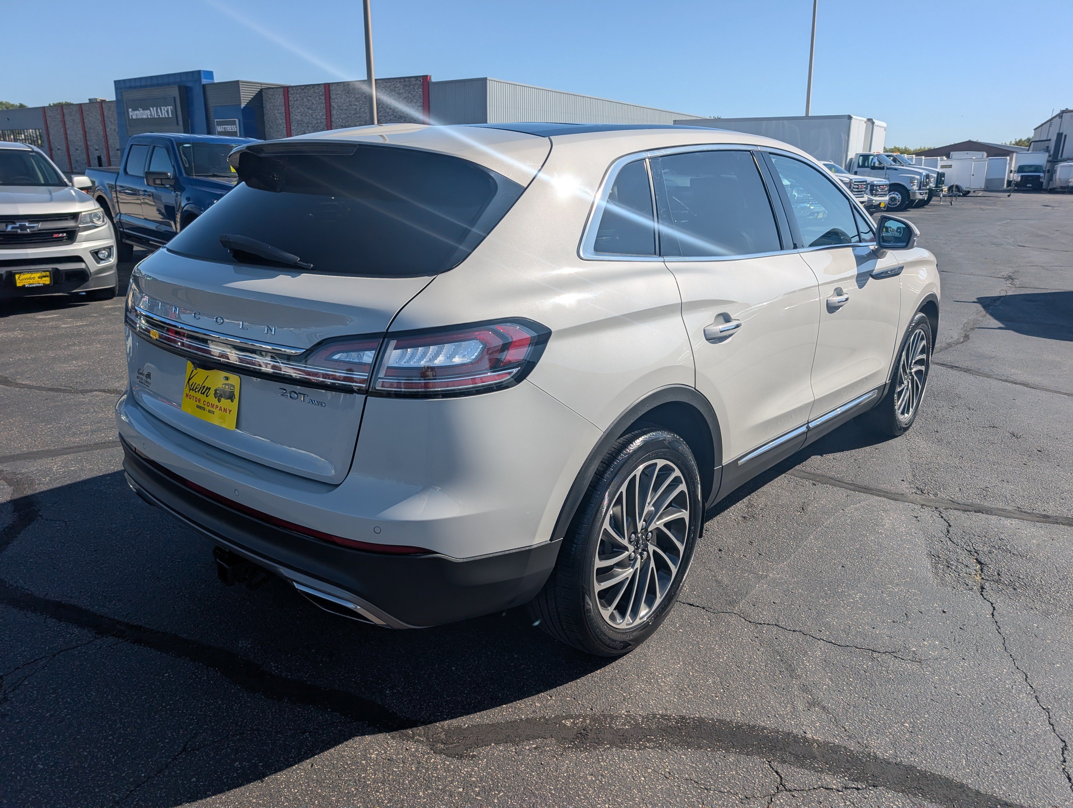 Used 2020 Lincoln Nautilus Reserve AWD/4WD image 8