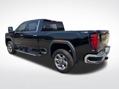 New 2026 GMC Sierra 2500 SLT w/ SLT Premium Package