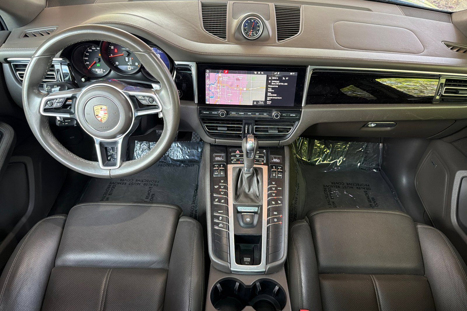 Used 2021 Porsche Macan AWD/4WD image 18