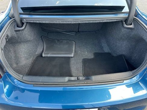 Used 2023 Dodge Charger R/T w/ Blacktop Package RWD image 38