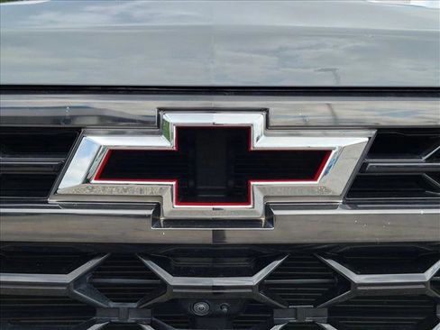 Used 2024 Chevrolet Silverado 1500 ZR2 w/ Technology Package AWD/4WD image 21