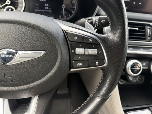 Used 2022 Genesis G70 2.0T AWD/4WD image 20