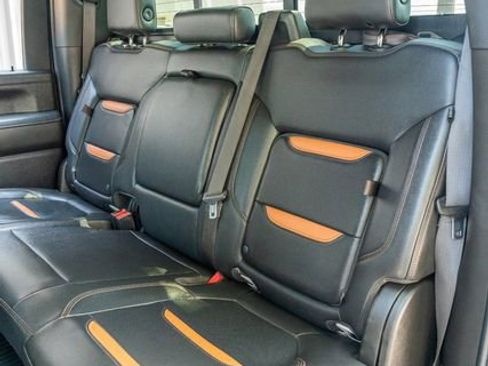 Used 2021 GMC Sierra 2500 AT4 w/ AT4 Premium Plus Package image 35