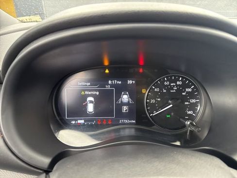 Used 2024 Nissan Kicks SR image 18