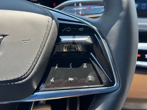 New 2025 Cadillac Lyriq Sport image 27