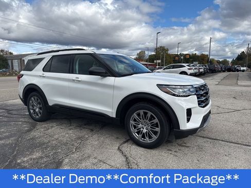 New 2026 Ford Explorer Active w/ Active Comfort Package image 11