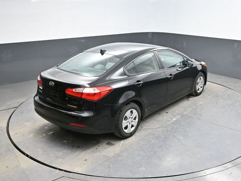 Used 2015 Kia Forte LX image 34