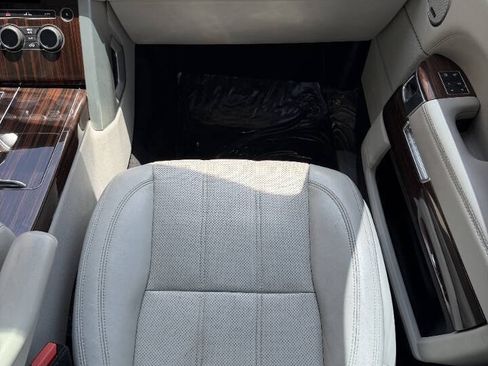 Used 2017 Land Rover Range Rover HSE AWD/4WD image 13