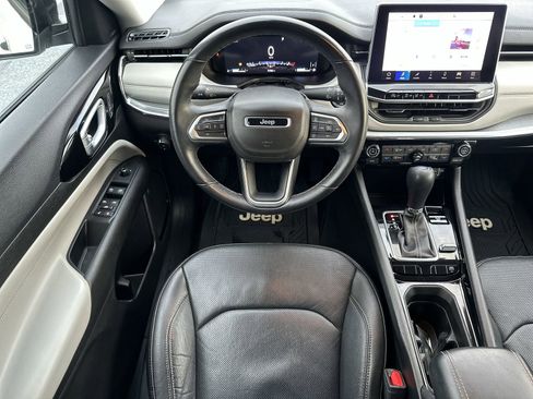 Used 2022 Jeep Compass Limited w/ Elite Group image 17