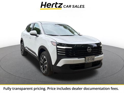 Used 2025 Nissan Kicks SV AWD/4WD image 1