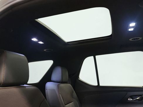 Used 2023 Chevrolet Traverse High Country image 26