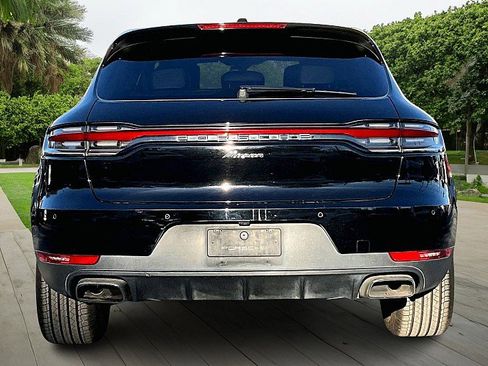 Used 2020 Porsche Macan image 4