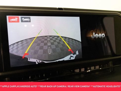 Used 2024 Jeep Wrangler Sahara w/ Technology Group image 7