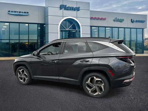 Used 2022 Hyundai Tucson SEL w/ Convenience + Premium Package image 3