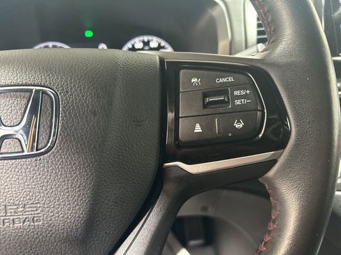 Used 2025 Honda Odyssey Sport-L image 27