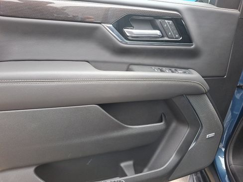 New 2026 GMC Yukon XL Elevation image 13