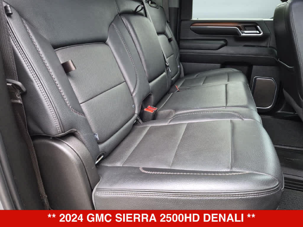 Used 2024 GMC Sierra 2500 Denali w/ Denali Reserve Package AWD/4WD image 21